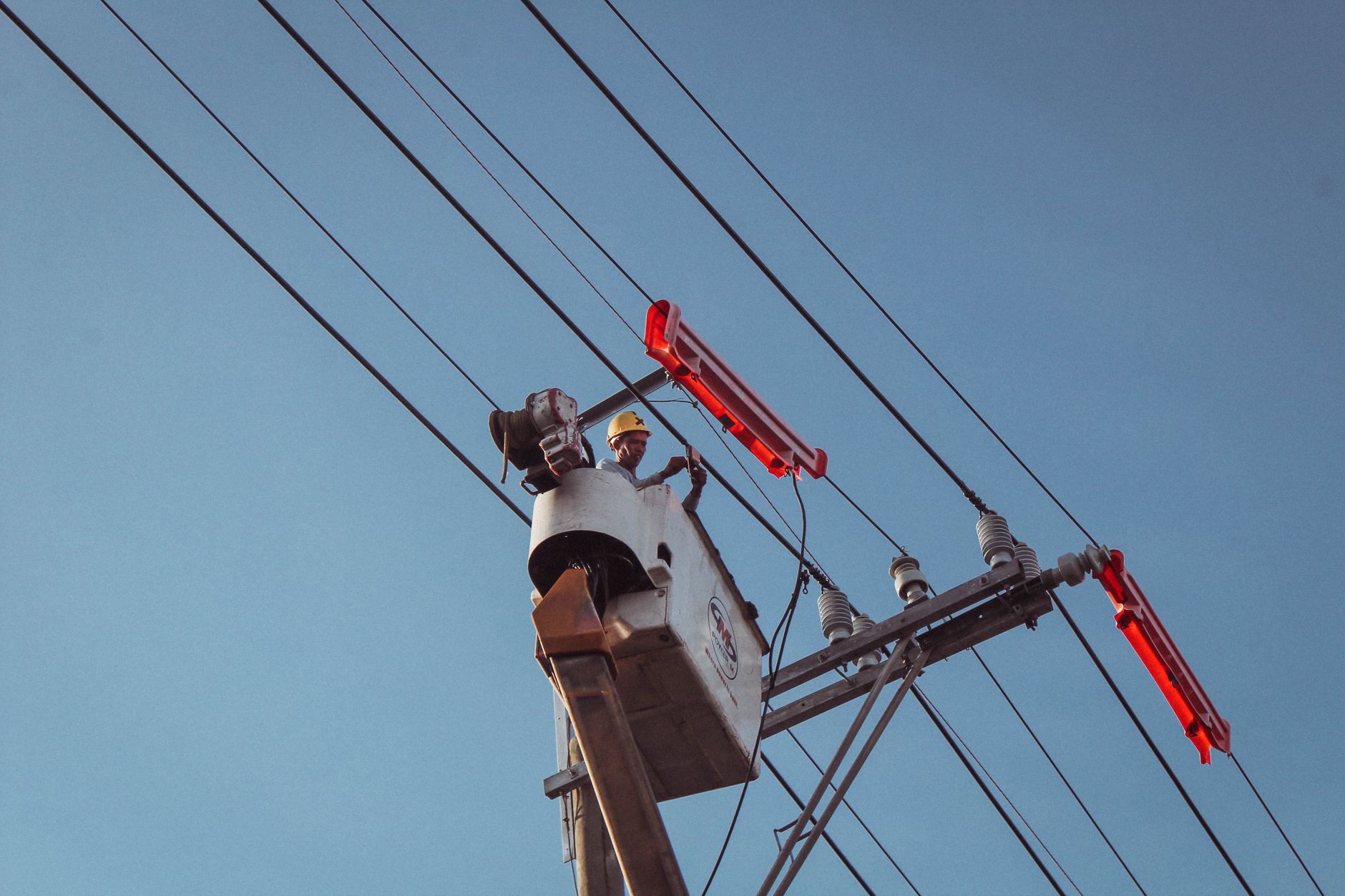 Courtier en énergie équipe à Mérignac